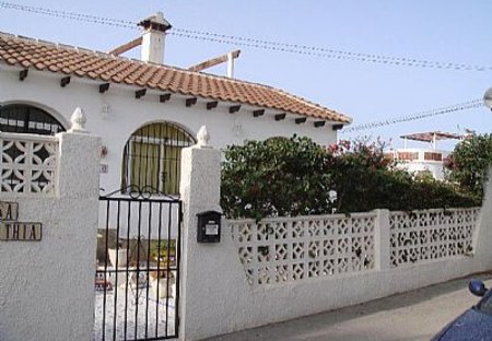 Villa in Las Filipinas, Spain: Villa front entrance