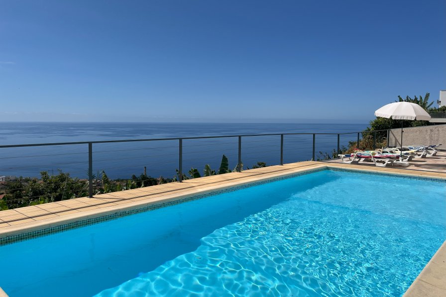 Villa in Portugal, Ledo