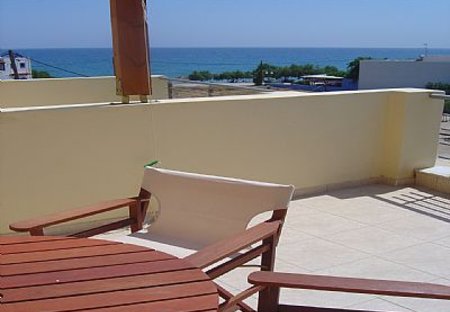 Apartment in Makry Gialos, Crete: Daidalos maisonnette with big terrace and sea view