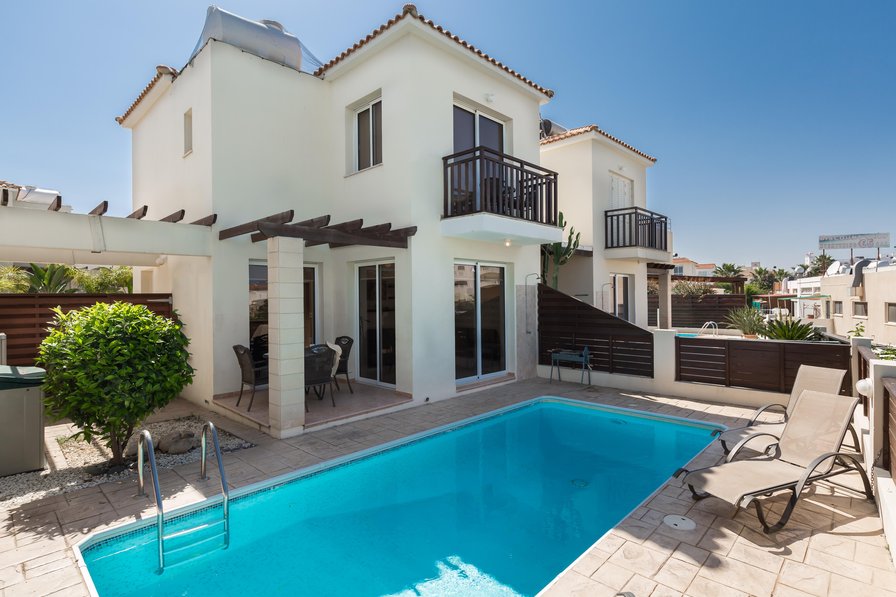 Villa to rent in Penera, Cyprus with private pool 76410