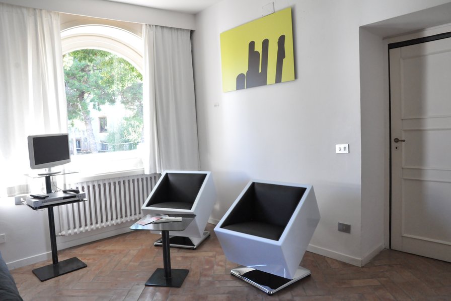 Apartment to rent in Naples, Italy near beach 77055