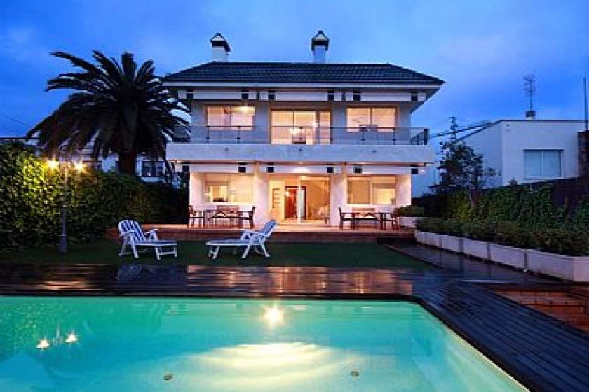 Villa to rent in Sitges, Spain with private pool 77356