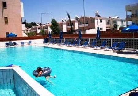 Apartment in Kato Paphos, Cyprus: The Magnificent Pool