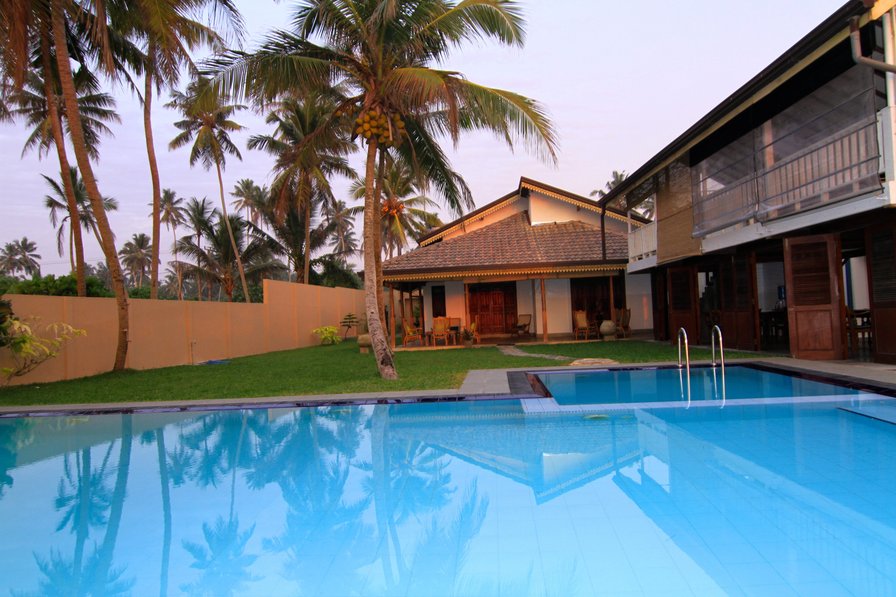 House to rent in Hikkaduwa, Sri Lanka with private pool 77875