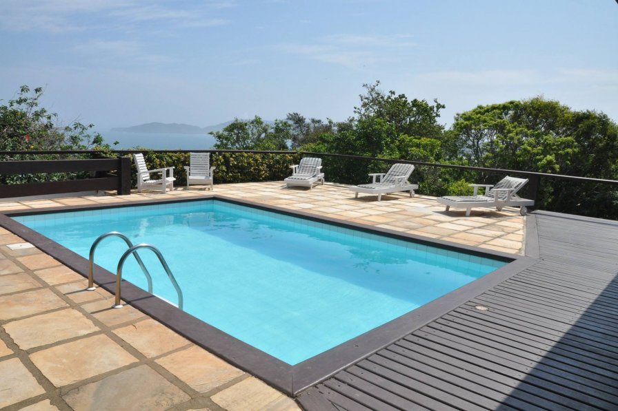 Villa in Brazil, Ferradurinha