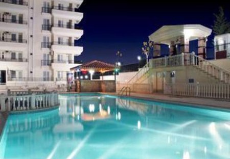 Apartment in Didim, Turkey: Pool area