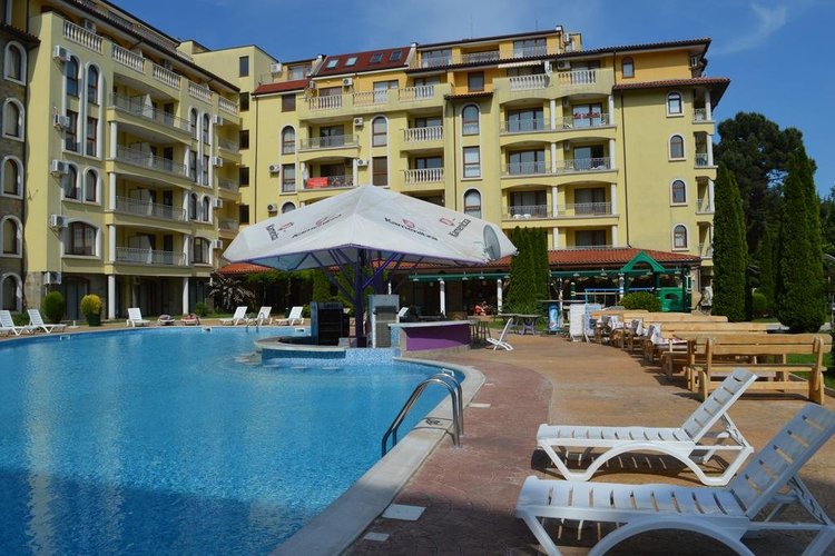 Apartment to rent in Sunny Beach, Bulgaria with shared pool 79881