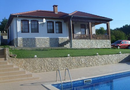 Villa in Kranevo, Bulgaria: front view of villa