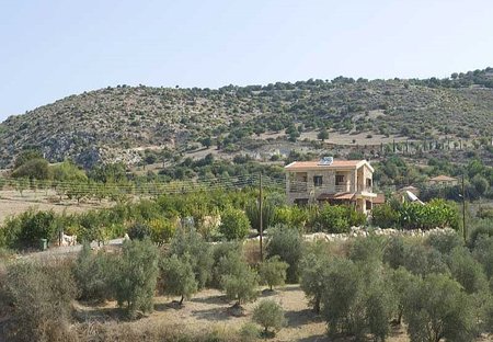 Villa in Peristerona, Cyprus: Secluded Location