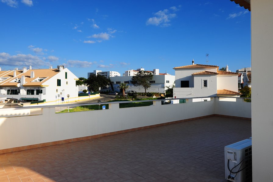Villa to rent in Albufeira, Algarve with private pool 83716