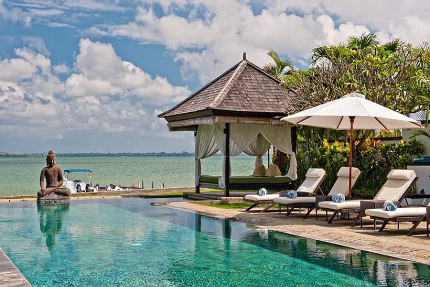 Beach villa in Bali Nusa Dua, Indonesia with swimming pool Beach villa in Bali Nusa Dua, Indonesia with swimming pool