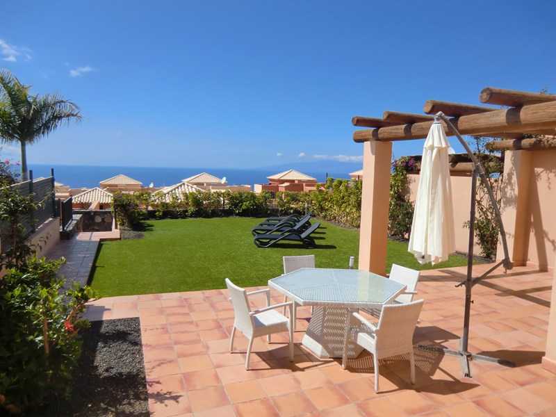 Villa to rent in Golf Costa Adeje, Tenerife with pool 85212