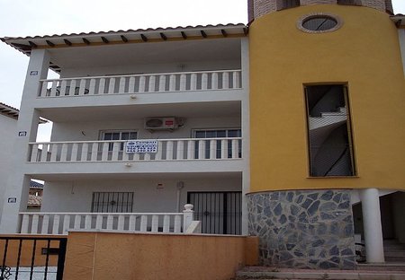 Apartment in La Cuerda y Lomas de Cabo Roig, Spain: Front