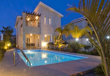 Villa in Tala, Cyprus: Villa at Night