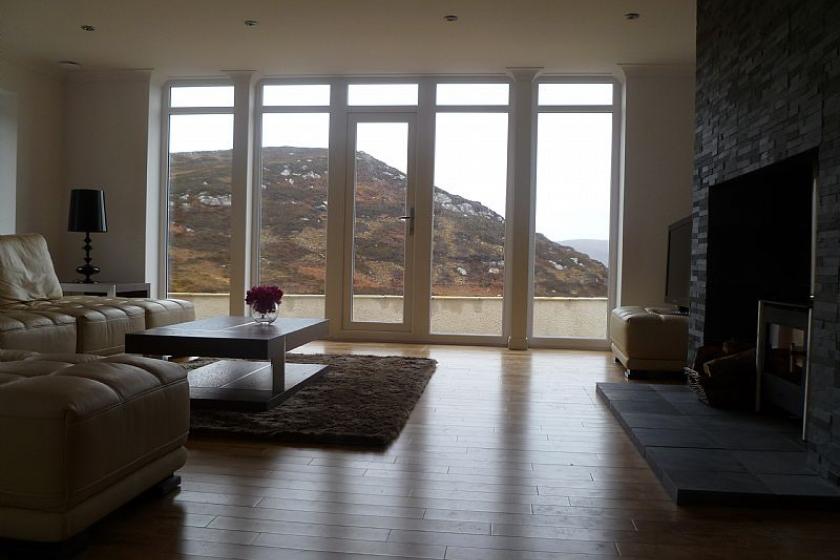 Beach country house in The Highlands, United Kingdom with golf nearby
