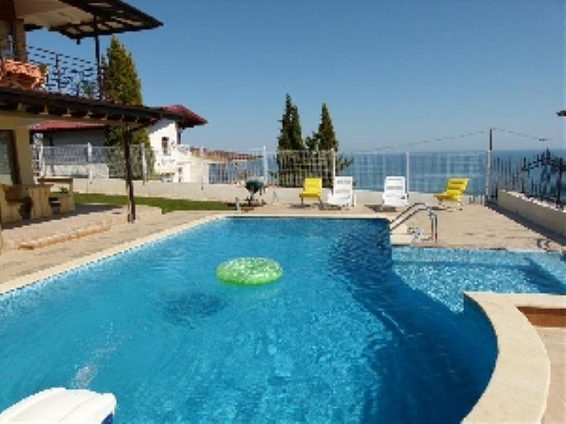 Villa to rent in Albena resort, Bulgaria with private pool 88006