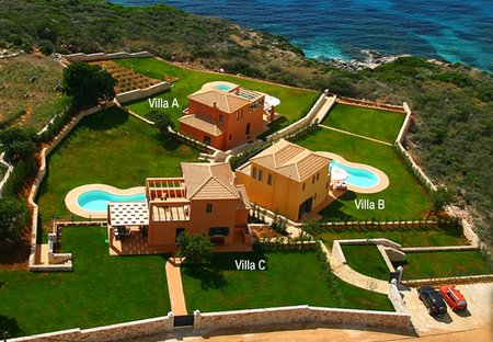 Villa in Skala, Kefalonia: Villa Brio Exclusive complex is located on the coastline of Skala