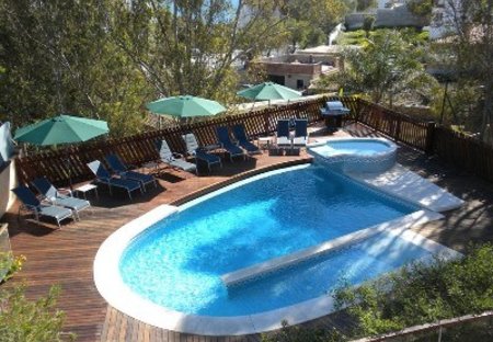 Villa in Miraflores, Spain: Fabulous swimming pool and sun deck