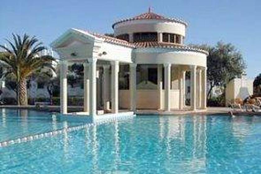 Villa in Vilamoura, Portugal with 3 bedrooms, swimming pool 9624