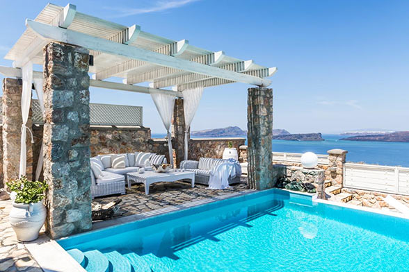 Beach Villa in Santorini